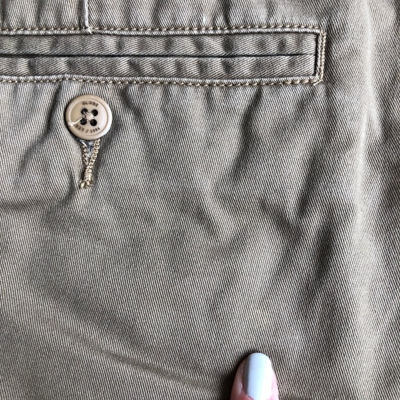 Globe Short - Picture 7 of 13